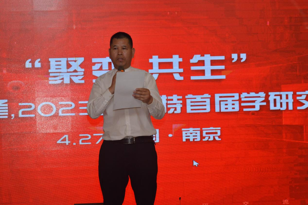 曼卡特創(chuàng)始人、董事總經(jīng)理徐寶余先生