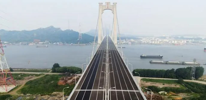 S級南京曼卡特后擴底錨栓，通過抗震、耐疲勞防松測試